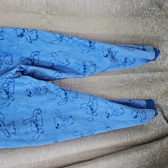 STITCH ONESIE - Picture 6 of 13